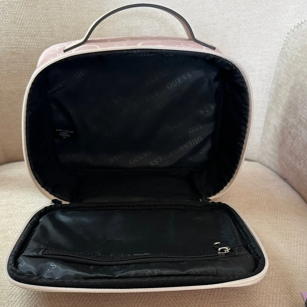 GUESS Blush Pink Logo Cosmetic Case - Picture 9 of 9
